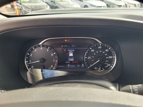 Used 2023 Nissan Frontier SV image 24