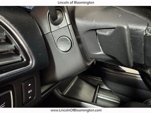 Used 2019 Lincoln Navigator Reserve AWD/4WD image 34