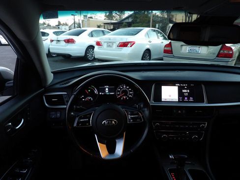 Used 2020 Kia Optima EX image 5