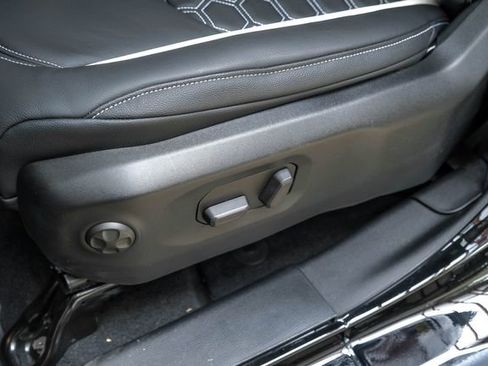 Used 2025 Jeep Wrangler Unlimited Rubicon 392 image 57