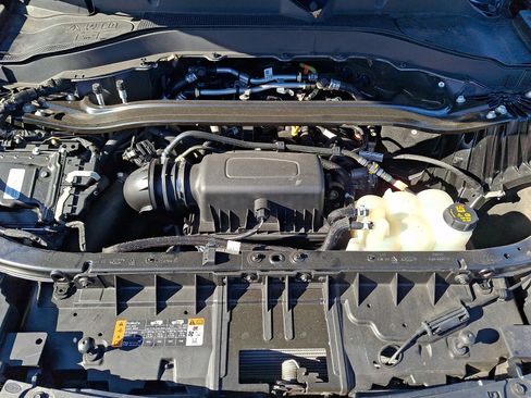 Used 2022 Ford Explorer Limited w/ Equipment Group 301A image 27