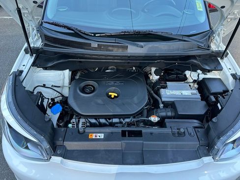Used 2016 Kia Soul + w/ Designer's Package FWD image 18
