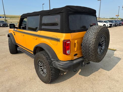 Used 2022 Ford Bronco Black Diamond w/ Sasquatch Package AWD/4WD image 7