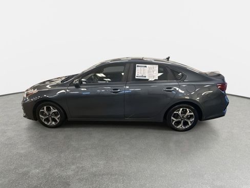 Used 2019 Kia Forte LXS image 8