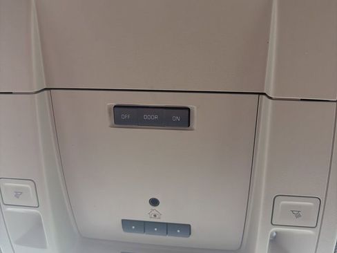 Used 2018 GMC Sierra 1500 SLT w/ Texas SLT Premium Package image 36