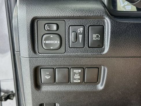 Used 2020 Toyota 4Runner TRD Off-Road Premium w/ Moonroof Package AWD/4WD image 11