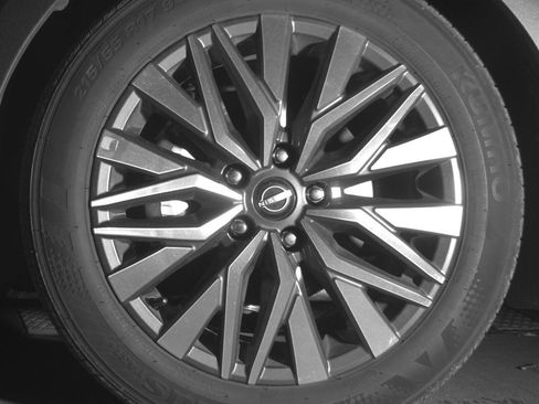 Used 2025 Nissan Altima 2.5 SV image 12