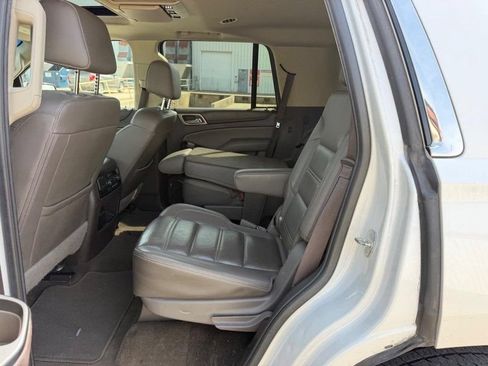 Used 2017 GMC Yukon Denali w/ Open Road Package AWD/4WD image 10