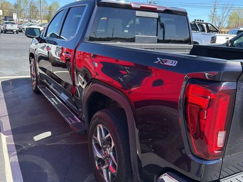 Used 2022 GMC Sierra 1500 SLT w/ SLT Premium Plus Package image 5