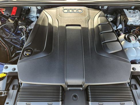 Used 2024 Audi Q7 2.0T Premium Plus image 32