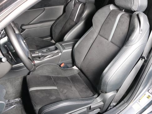 Used 2022 Toyota GR86 Premium image 34