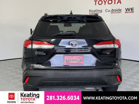 Certified 2023 Toyota Corolla Cross LE FWD image 7