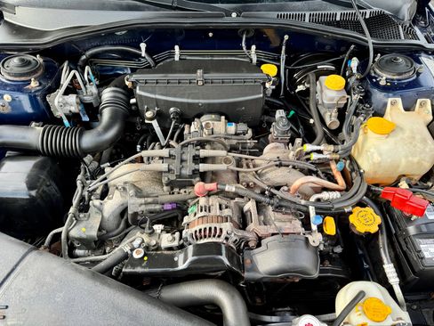 Used 2004 Subaru Outback Wagon image 46