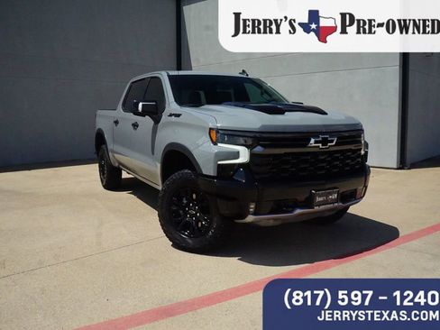 Used 2024 Chevrolet Silverado 1500 ZR2 w/ Technology Package AWD/4WD image 6