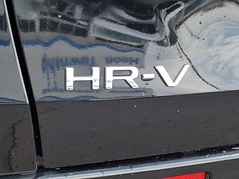 Used 2024 Honda HR-V EX-L image 31