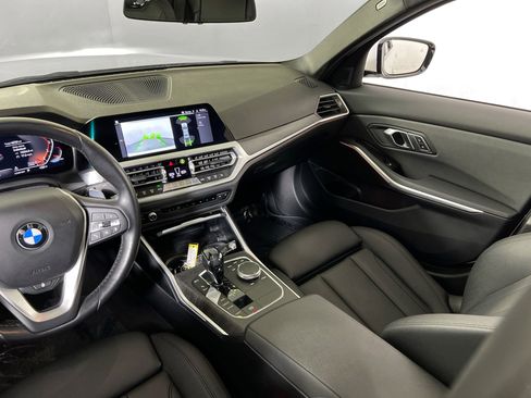 Used 2020 BMW 330i xDrive Sedan w/ Convenience Package image 24