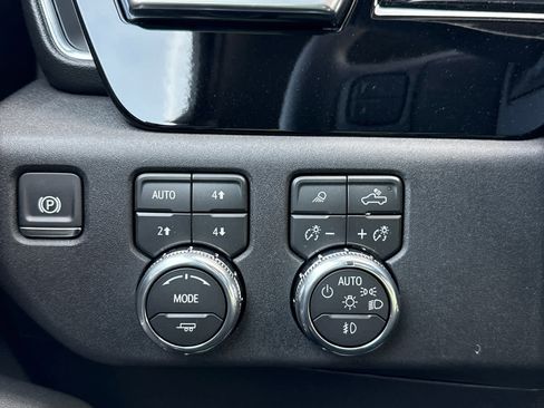 New 2026 GMC Sierra 2500 SLT w/ SLT Premium Package image 26