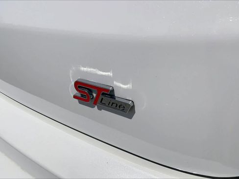 Certified 2024 Ford Edge ST-Line AWD/4WD image 10
