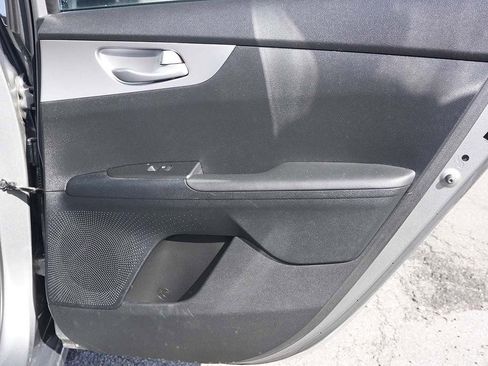 Used 2023 Kia Forte LXS w/ LXS Technology Package image 16