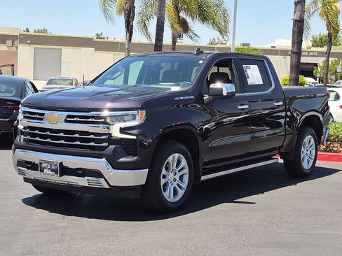 Used 2022 Chevrolet Silverado 1500 LTZ w/ Technology Package RWD image 5