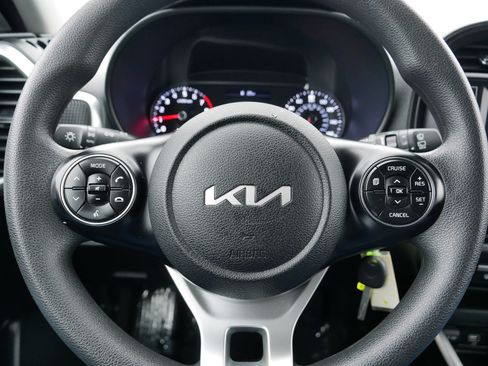 Certified 2022 Kia Soul LX image 25