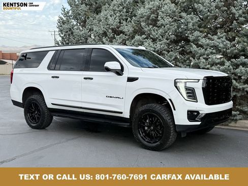 Used 2025 GMC Yukon XL Denali AWD/4WD image 10