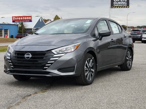 New 2025 Nissan Versa SV image 1
