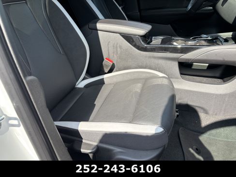 Used 2025 Buick Envision Sport Touring AWD/4WD image 7