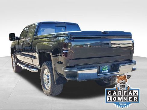 Used 2019 Chevrolet Silverado 2500 LTZ AWD/4WD image 3