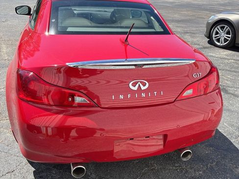 Used 2012 INFINITI G37 Convertible w/ Premium Pkg RWD image 6