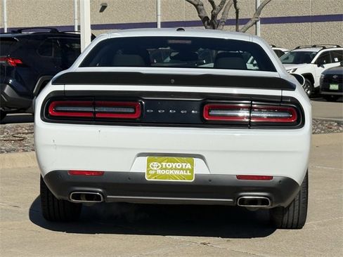 Used 2023 Dodge Challenger GT image 8