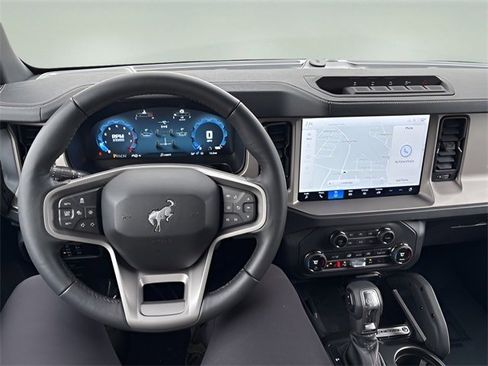 New 2025 Ford Bronco Outer Banks w/ Sasquatch Package image 9