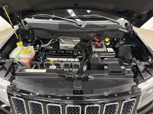 Used 2012 Jeep Compass Sport image 3