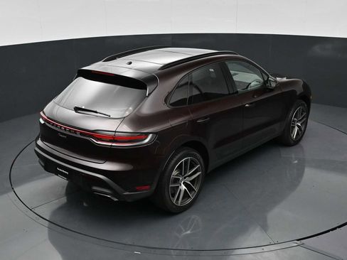 New 2026 Porsche Macan AWD/4WD image 34