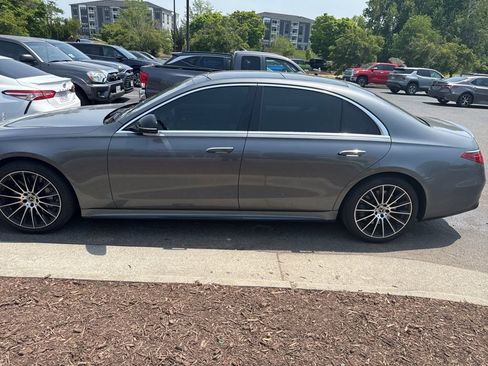 Used 2021 Mercedes-Benz S 580 4MATIC Sedan image 4