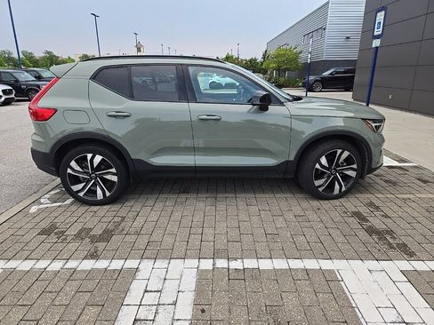 Used 2023 Volvo XC40 B5 Ultimate w/ Climate Package AWD/4WD image 4