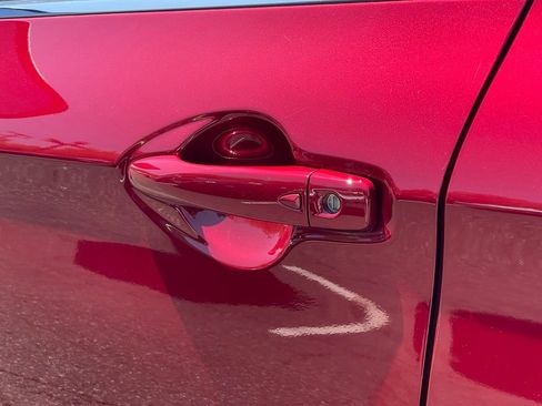 Certified 2022 Nissan Rogue Sport SV AWD/4WD image 34