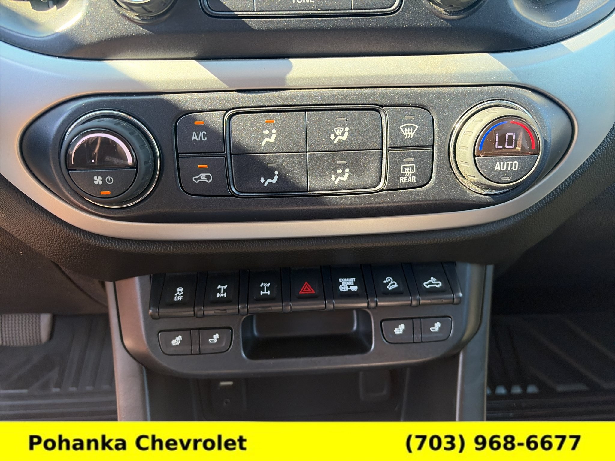 Used 2018 Chevrolet Colorado ZR2 AWD/4WD image 16