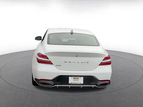 Used 2025 Genesis G70 2.5T image 11