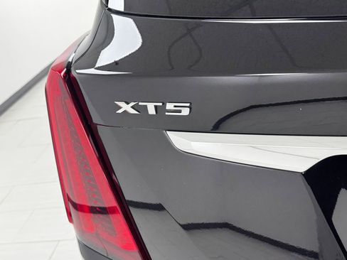 Used 2023 Cadillac XT5 Luxury image 38