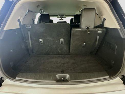 Used 2023 Nissan Pathfinder SL image 30