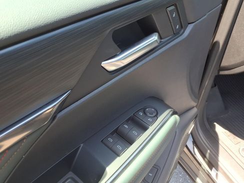 Certified 2024 GMC Acadia AT4 w/ Super Cruise Package AWD/4WD image 21