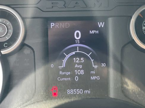 Used 2021 RAM 3500 Big Horn image 28