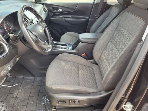 Used 2022 Chevrolet Equinox LT image 17