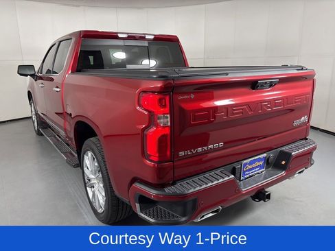 Used 2023 Chevrolet Silverado 1500 High Country w/ High Country Premium Package AWD/4WD image 4
