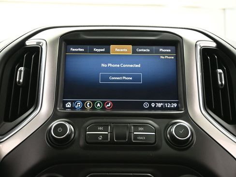 Used 2020 Chevrolet Silverado 1500 LTZ w/ LTZ Premium Package image 32