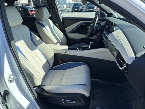 Certified 2025 Acura ADX A-Spec AWD/4WD image 10