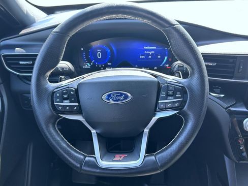 Used 2022 Ford Explorer ST w/ Equipment Group 401A AWD/4WD image 11