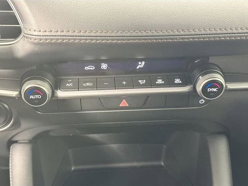 Used 2025 MAZDA MAZDA3 s Sport image 13