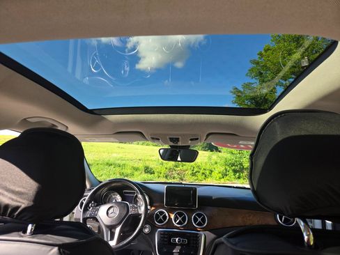 Used 2015 Mercedes-Benz GLA 250 image 19